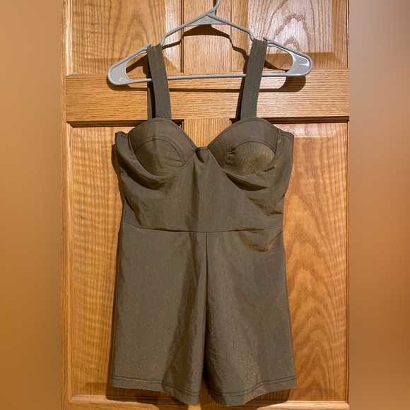 Romper - Picture 2 of 5